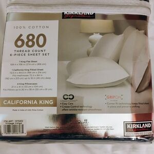 Kirkland Signature 680 Thread Count Sheet Set